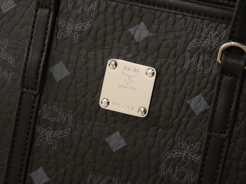 Sleek MCM Shopping Bags 89743