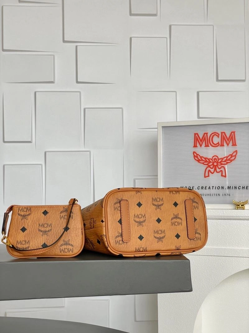 ModernLook MCM Shopping Bags 89767