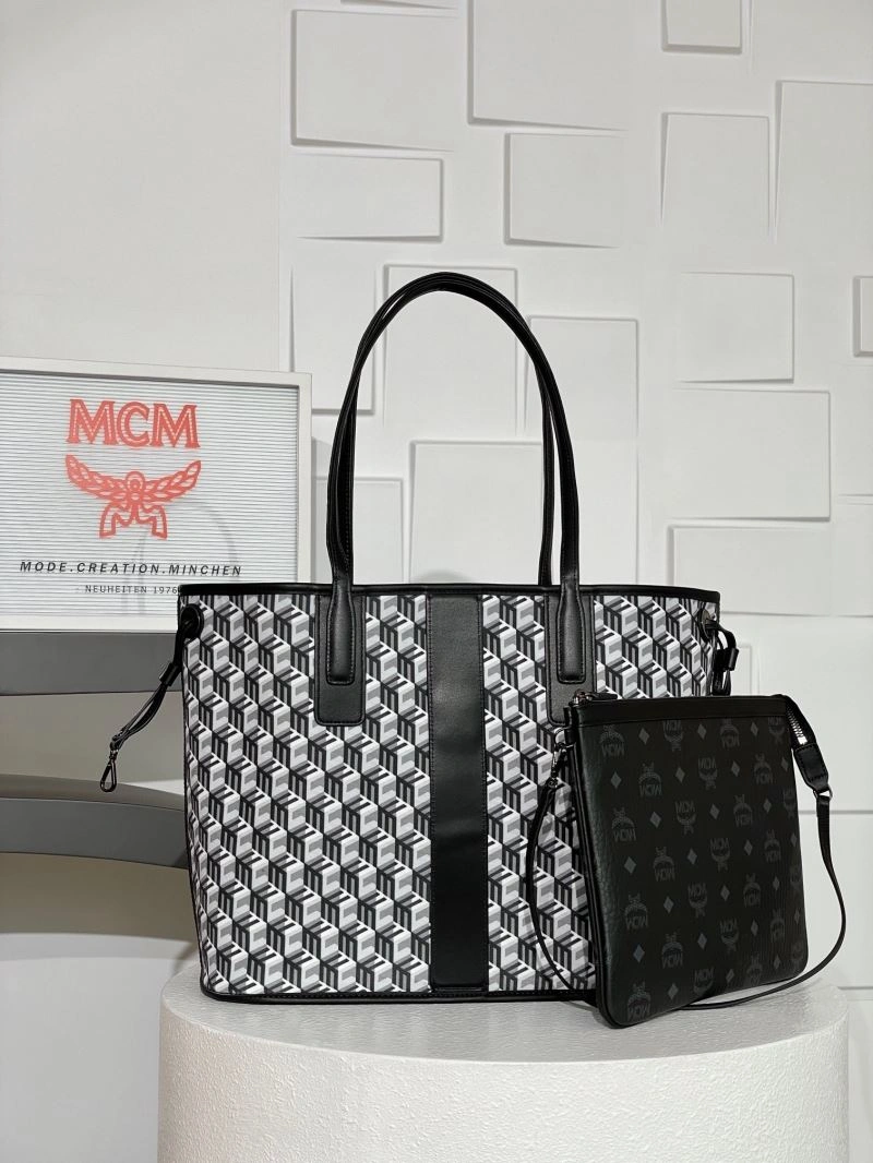 Sleek MCM Shopping Bags 89725