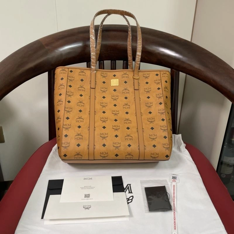 MCM Shopping Bags OnTrend 89611