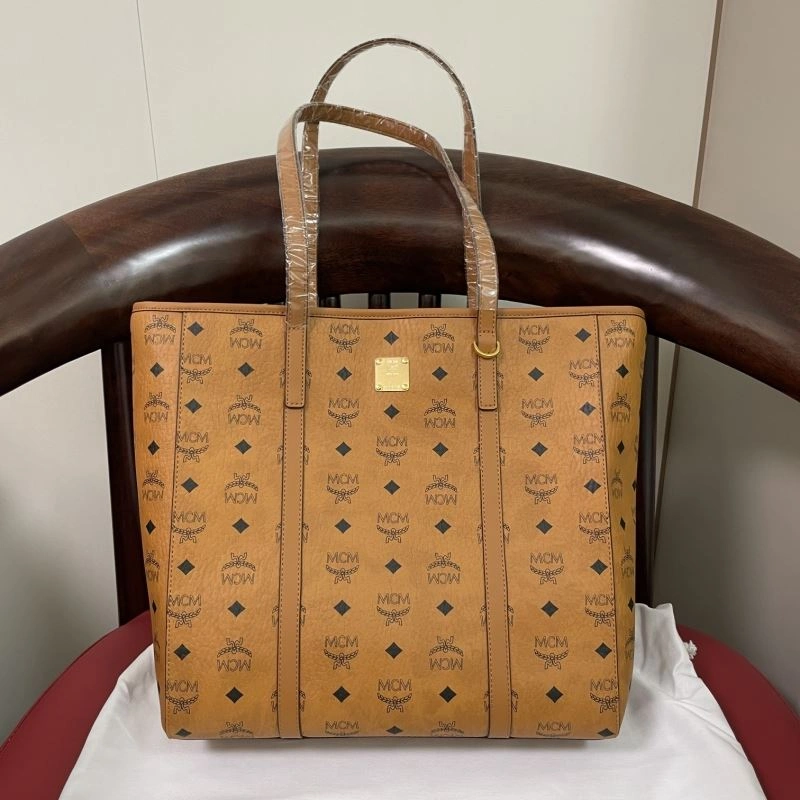 MCM Shopping Bags OnTrend 89611