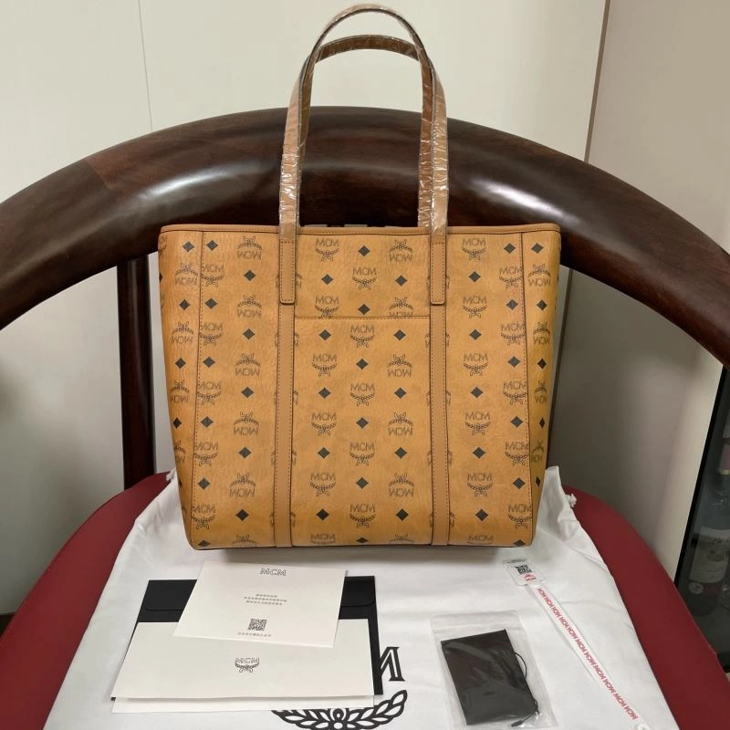 MCM Shopping Bags OnTrend 89611
