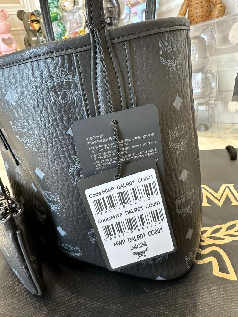 Classic MCM Shopping Bags 63862