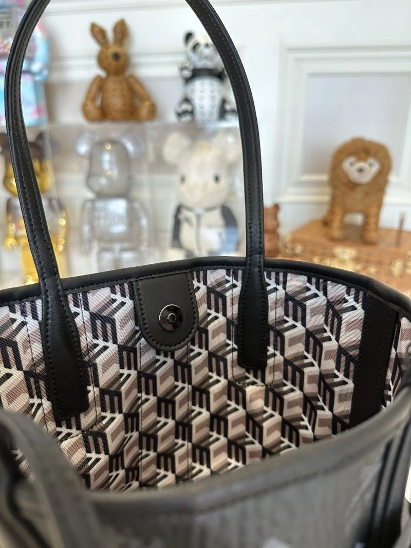 Classic MCM Shopping Bags 63862