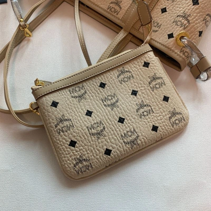 Stylish MCM Shopping Bags 63860