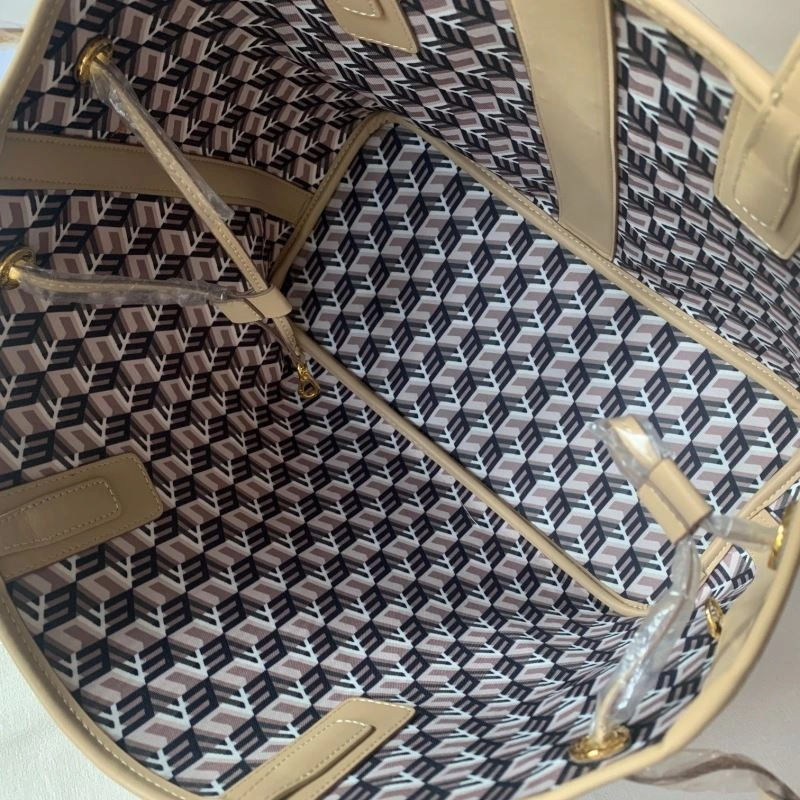 MCM Shopping Bags Supportive 63854