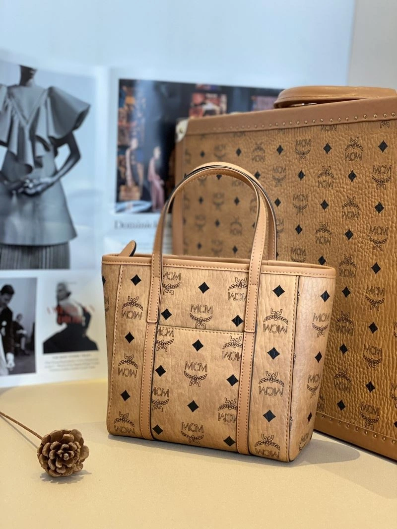 MCM Shopping Bags Sleek 63852