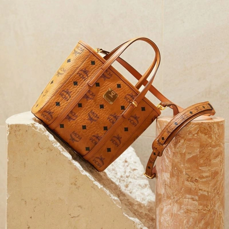 MCM Shopping Bags Sleek 63852