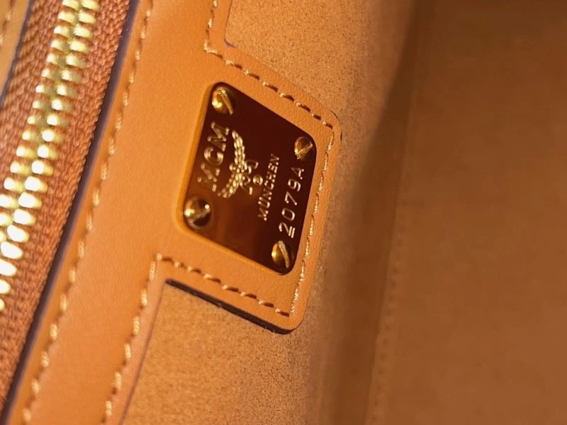 MCM Shopping Bags Unique 63849