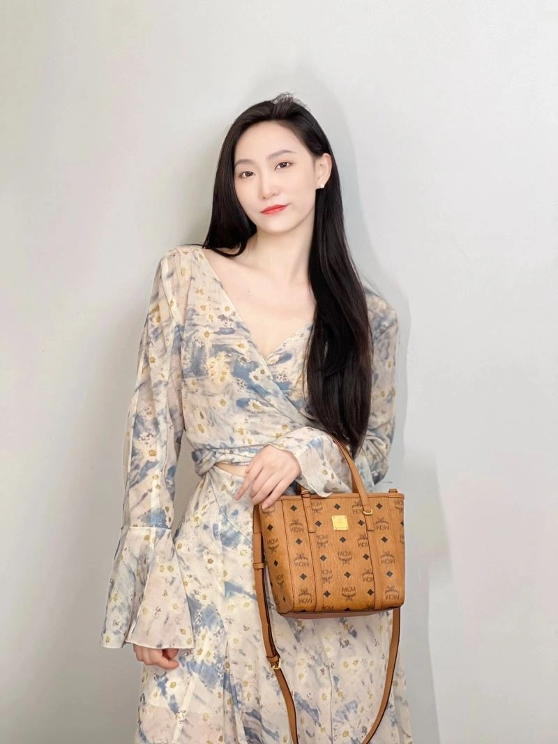 MCM Shopping Bags RelaxedFit 63839