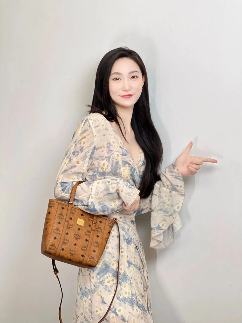 MCM Shopping Bags StreetReady 63819