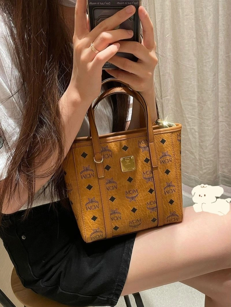 MCM Shopping Bags StreetReady 63819