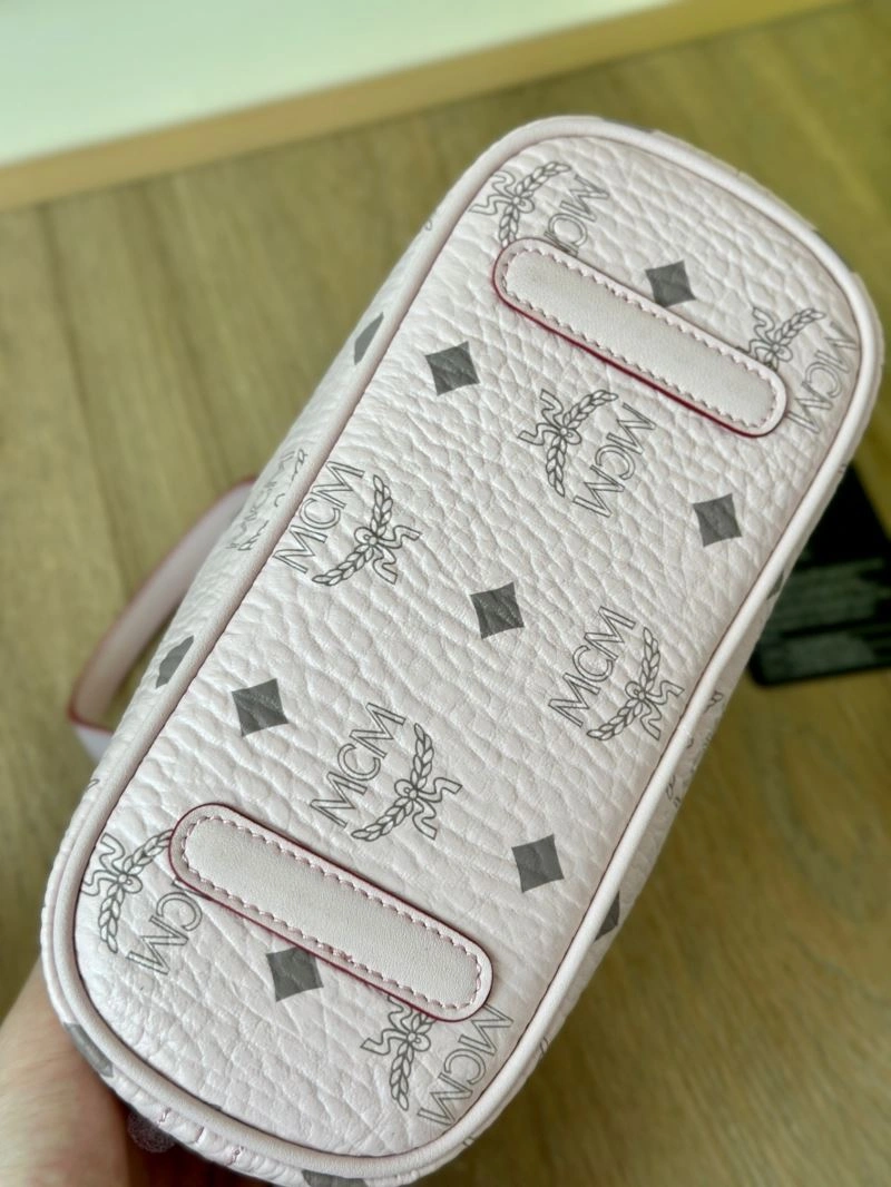Efficient MCM Shopping Bags 63859