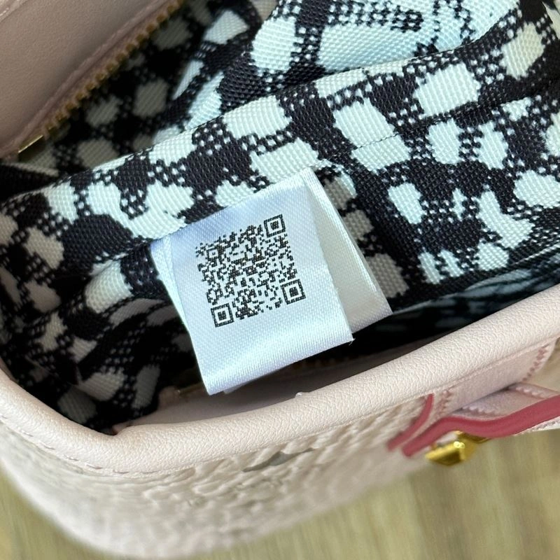 Efficient MCM Shopping Bags 63859