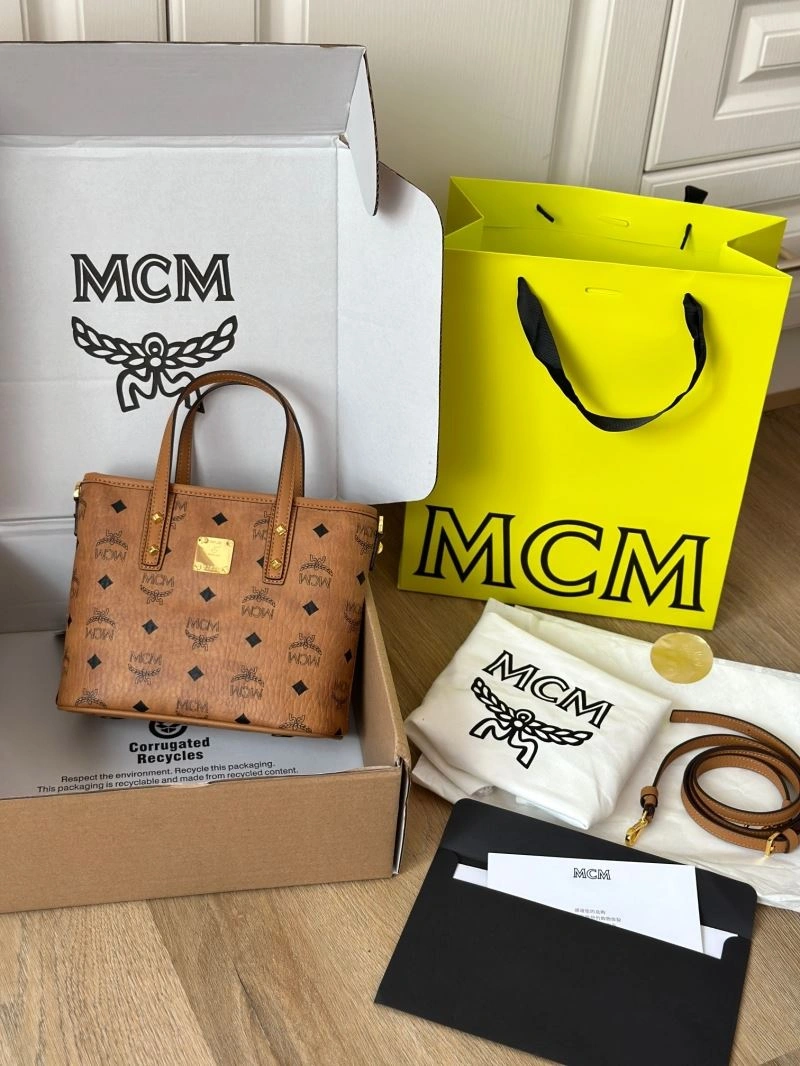 SmoothTexture MCM Shopping Bags 63822