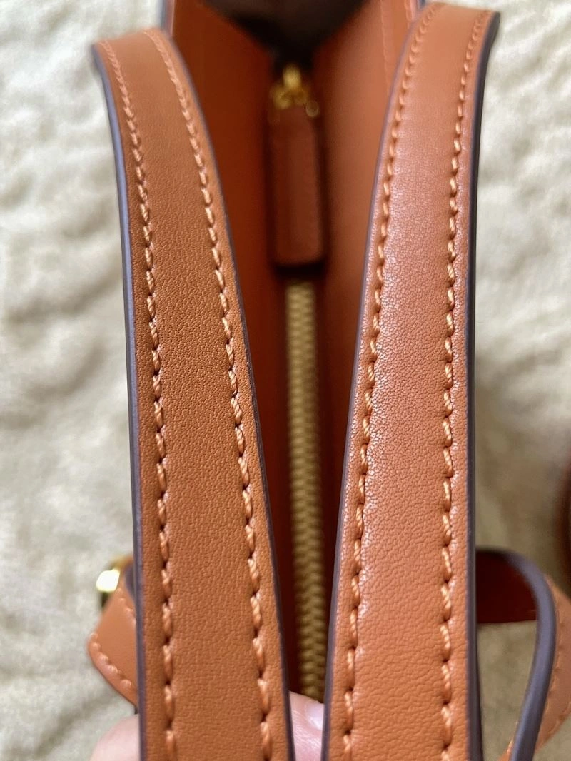 MCM Shopping Bags Comfortable 63786