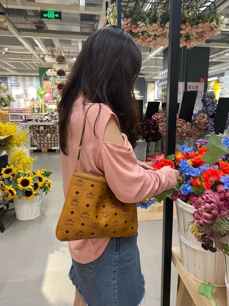 MCM Shopping Bags WaterResistant 63783