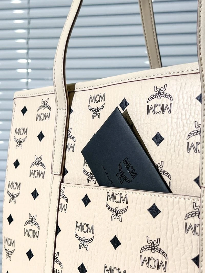 MCM Shopping Bags Bright 63806