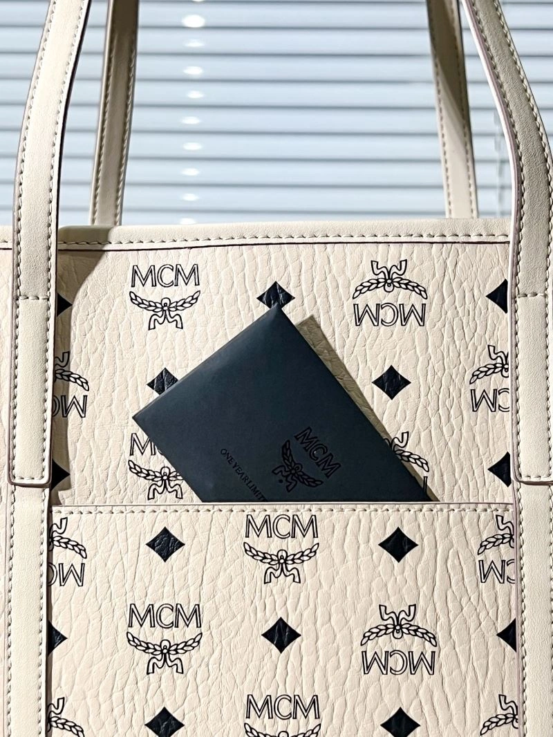 MCM Shopping Bags Bright 63806