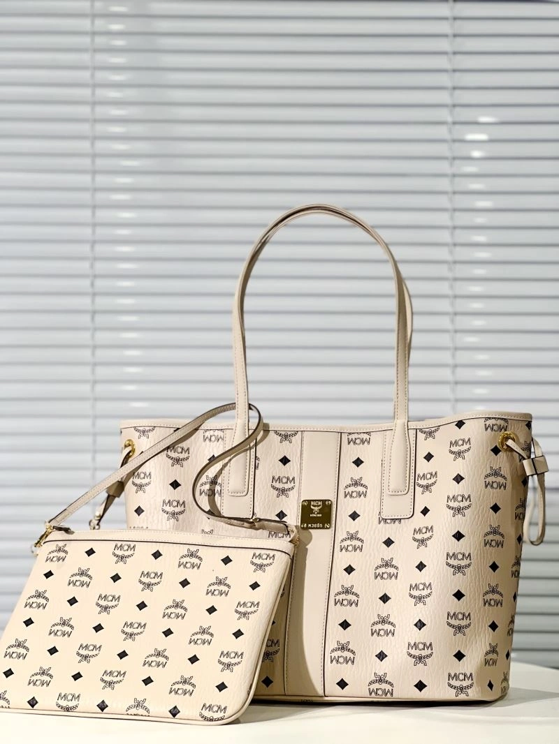 MCM Shopping Bags Flexible 63770