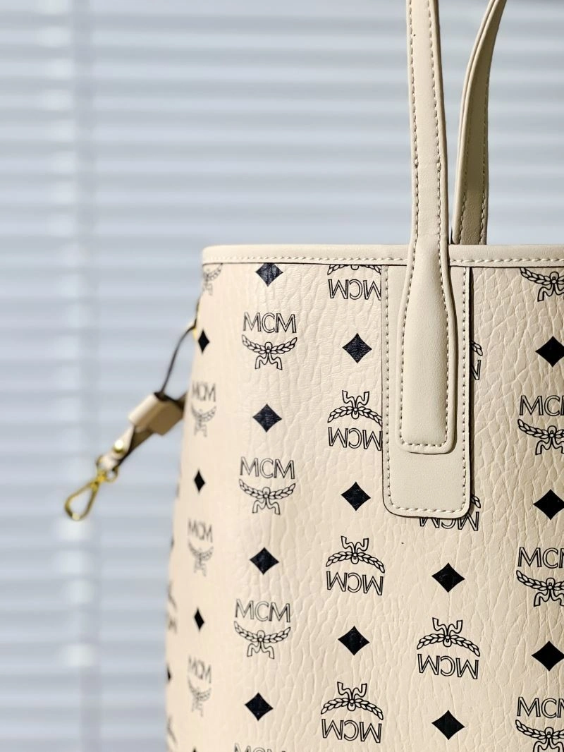 MCM Shopping Bags Flexible 63770