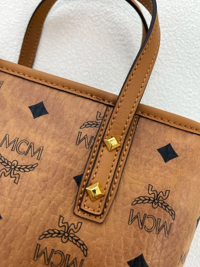 MCM Shopping Bags Versatile 63732