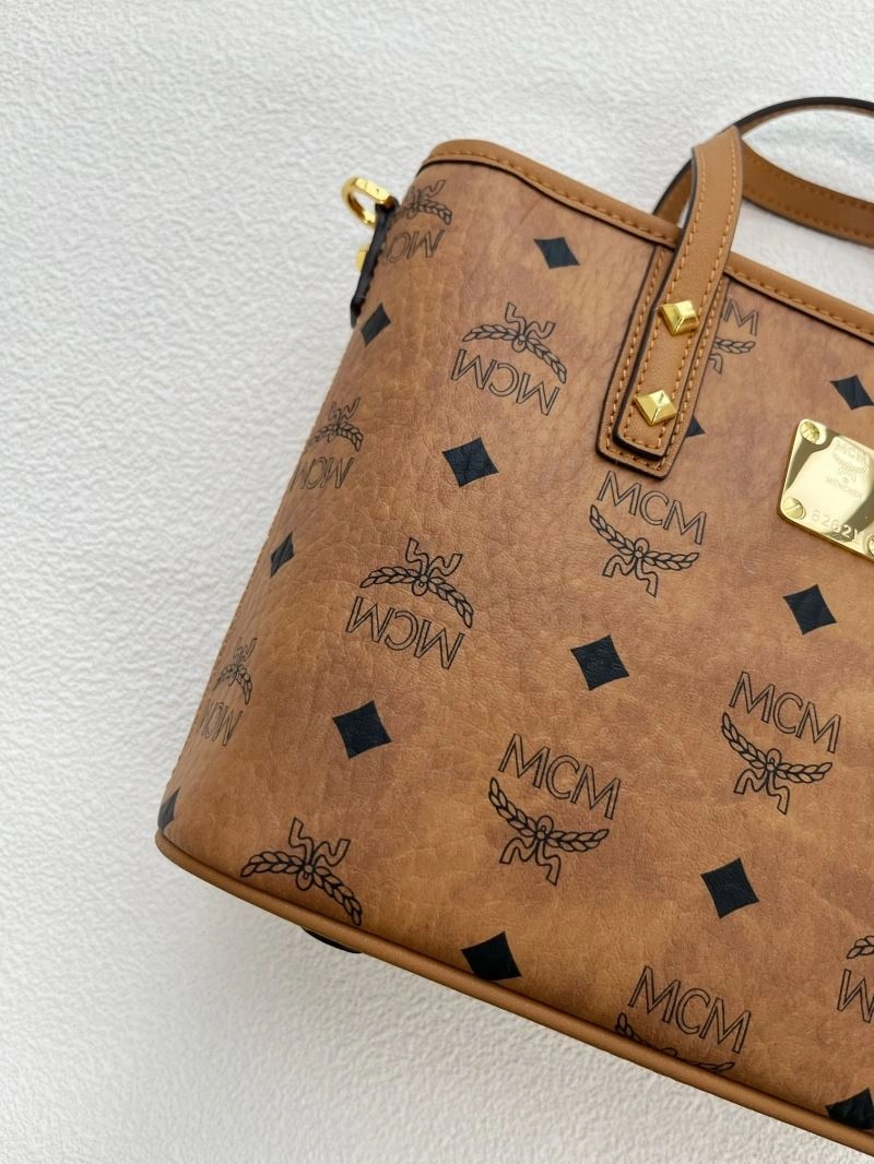 MCM Shopping Bags Versatile 63732