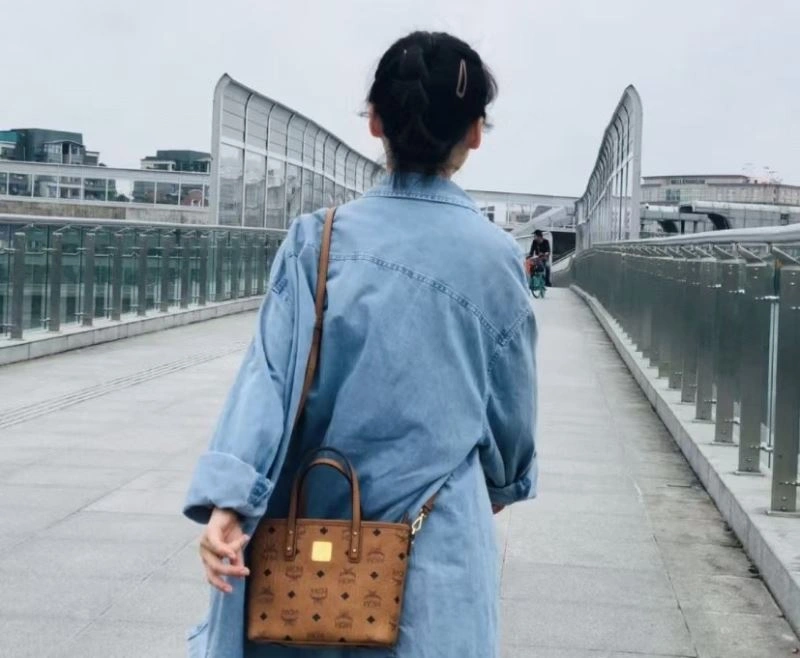 MCM Shopping Bags Versatile 63732