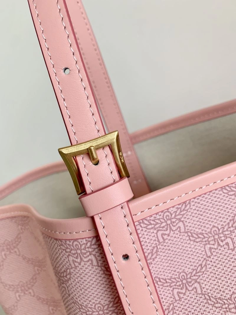 Contemporary MCM Shopping Bags 63763