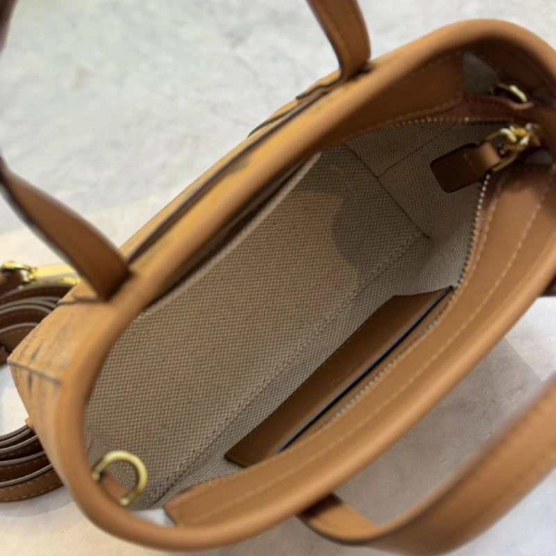 Tailored MCM Shopping Bags 64155