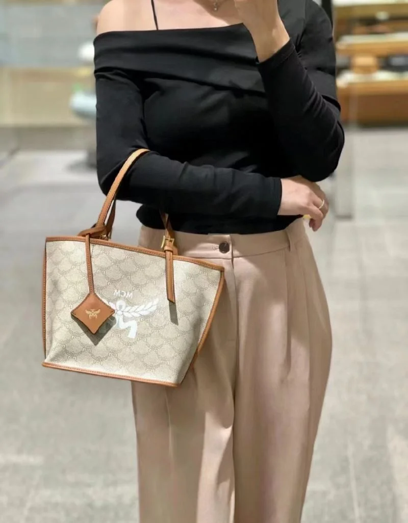 BestValue MCM Shopping Bags 45679