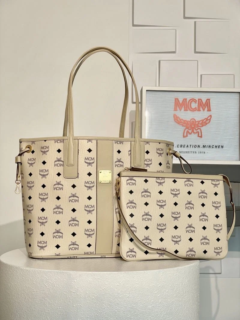 MCM Shopping Bags WellDesigned 45653