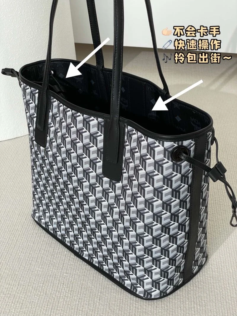 MCM Shopping Bags Seasonal 45654