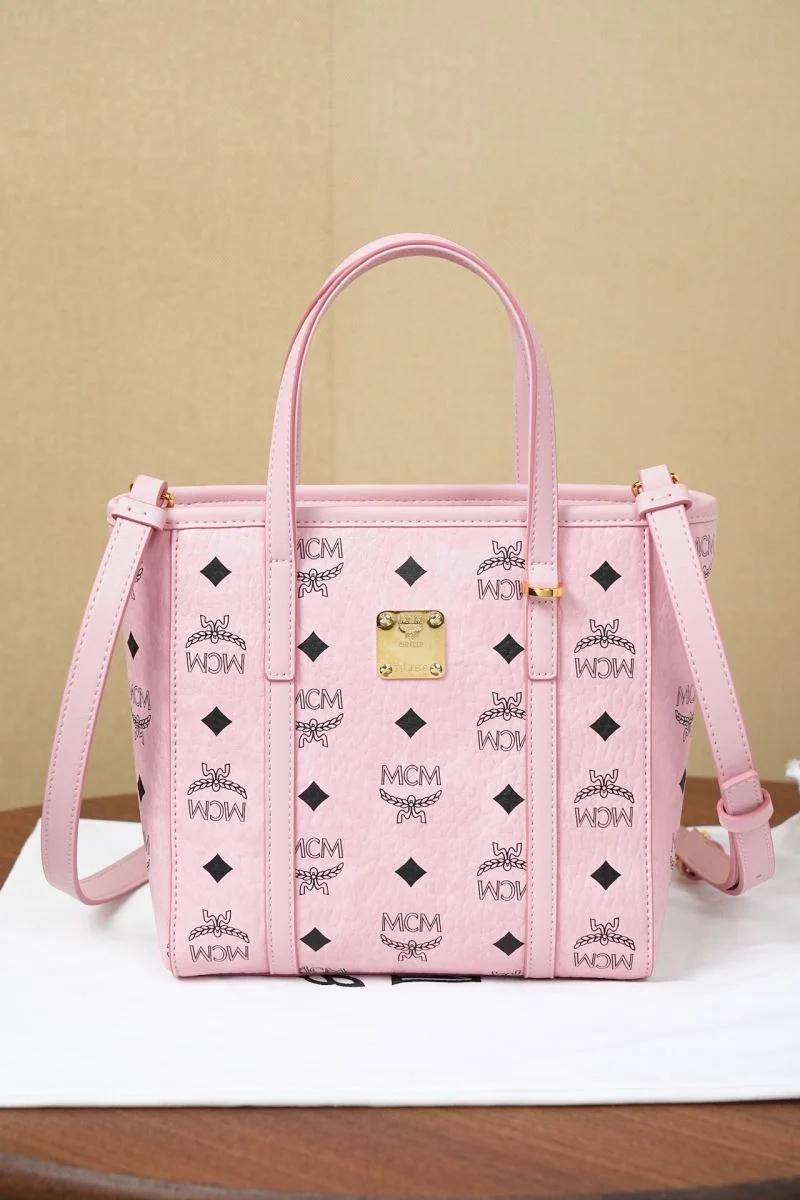 MCM Shopping Bags Youthful 45645
