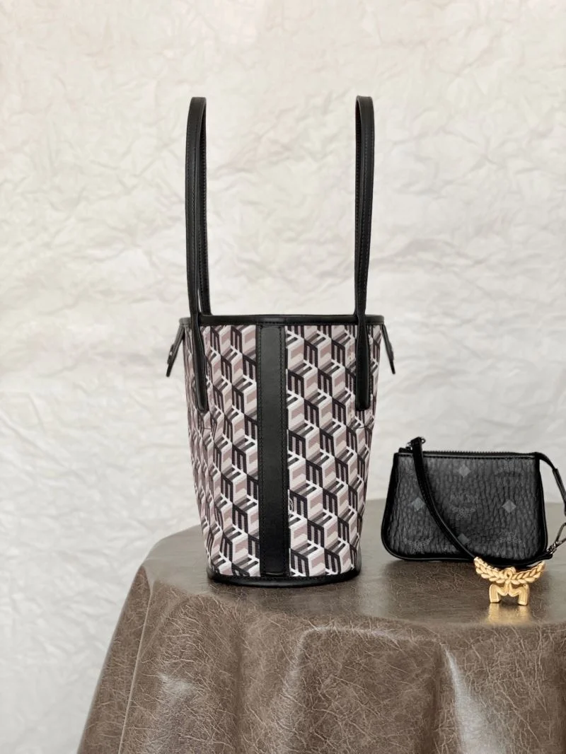 Sporty MCM Shopping Bags 45639