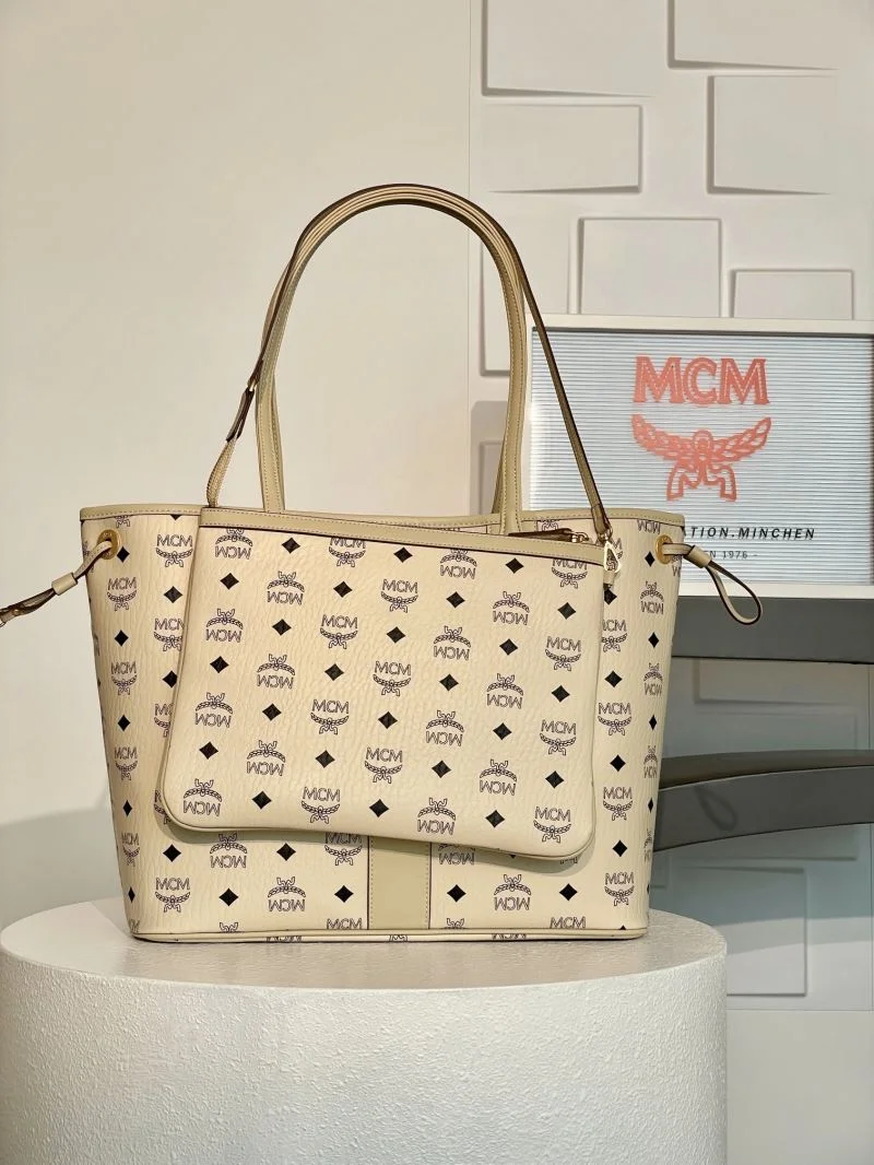 MCM Shopping Bags Breathable 45647
