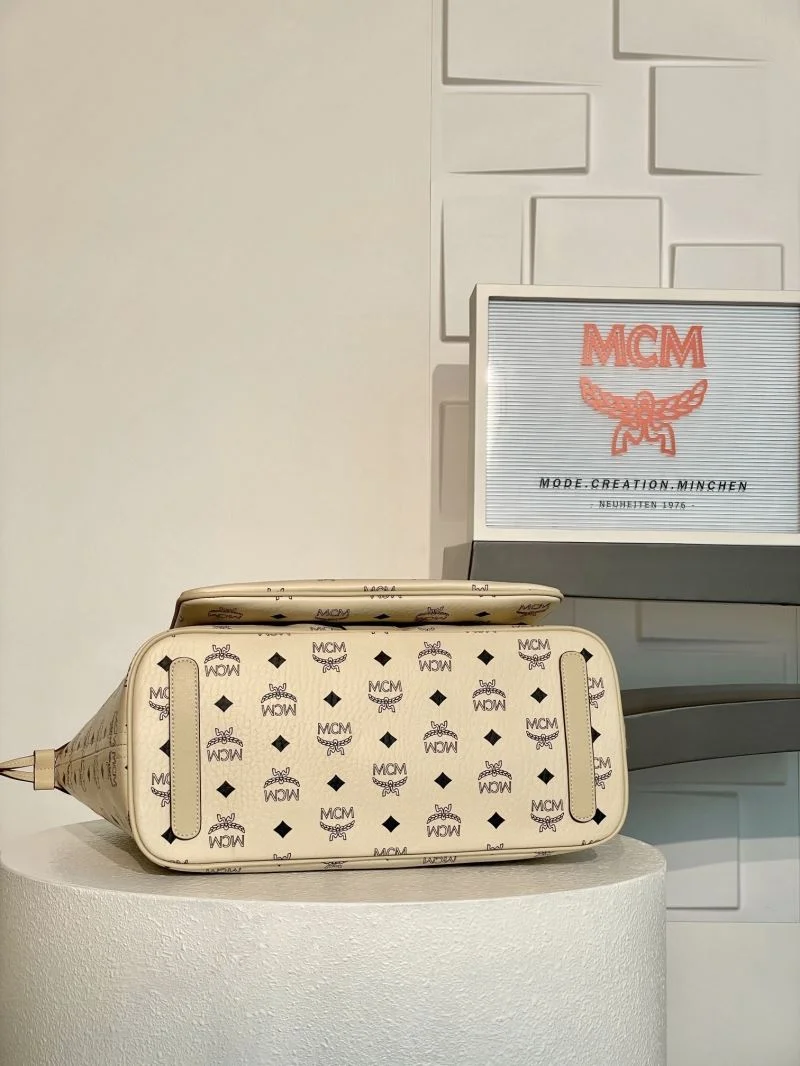 MCM Shopping Bags Breathable 45647