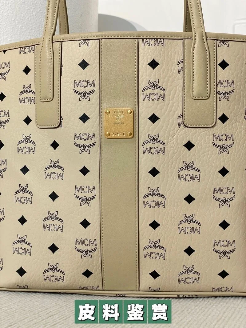 MCM Shopping Bags Breathable 45647