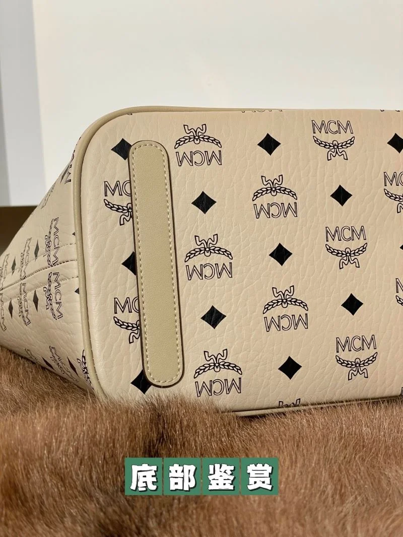 MCM Shopping Bags Breathable 45647