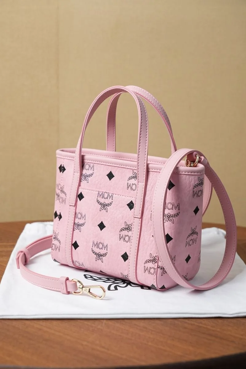 Minimalist MCM Shopping Bags 45637