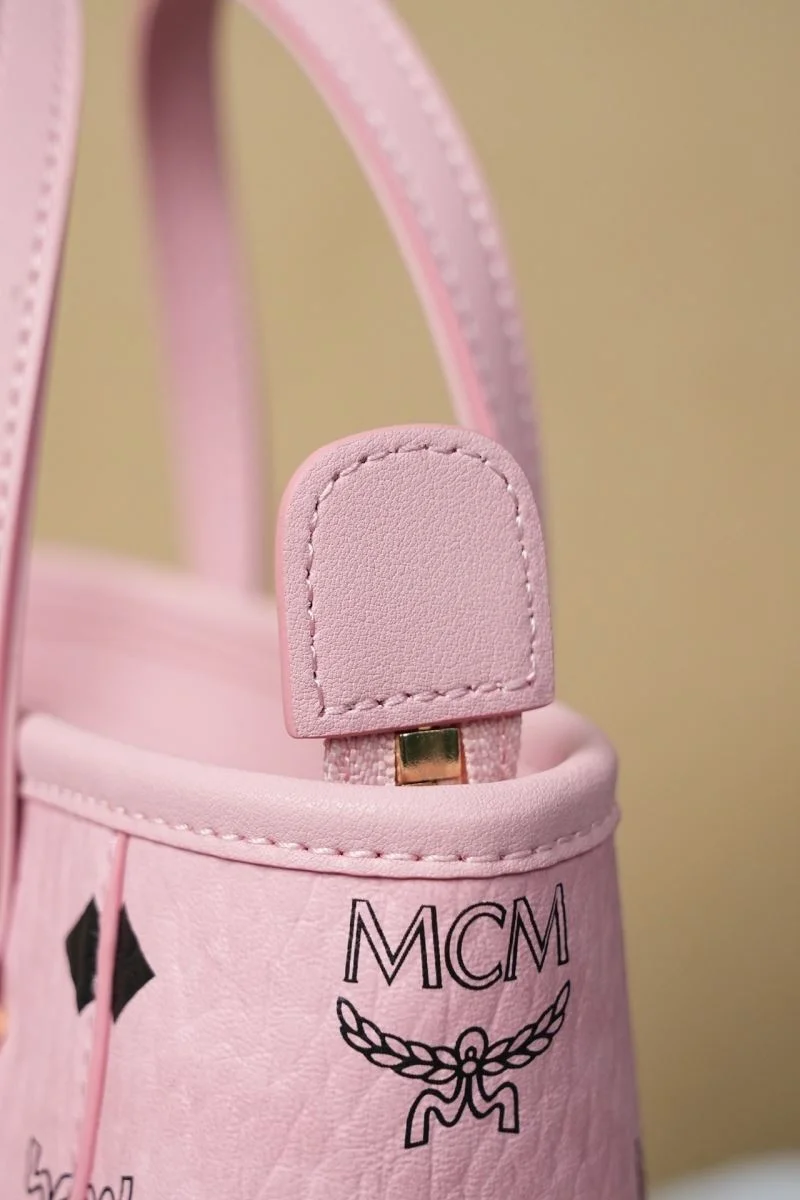 Minimalist MCM Shopping Bags 45637