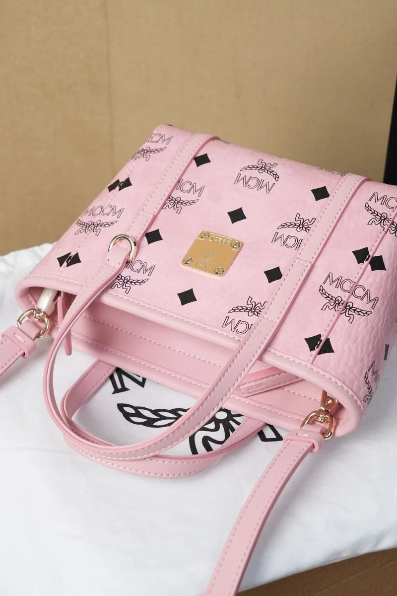 Minimalist MCM Shopping Bags 45637