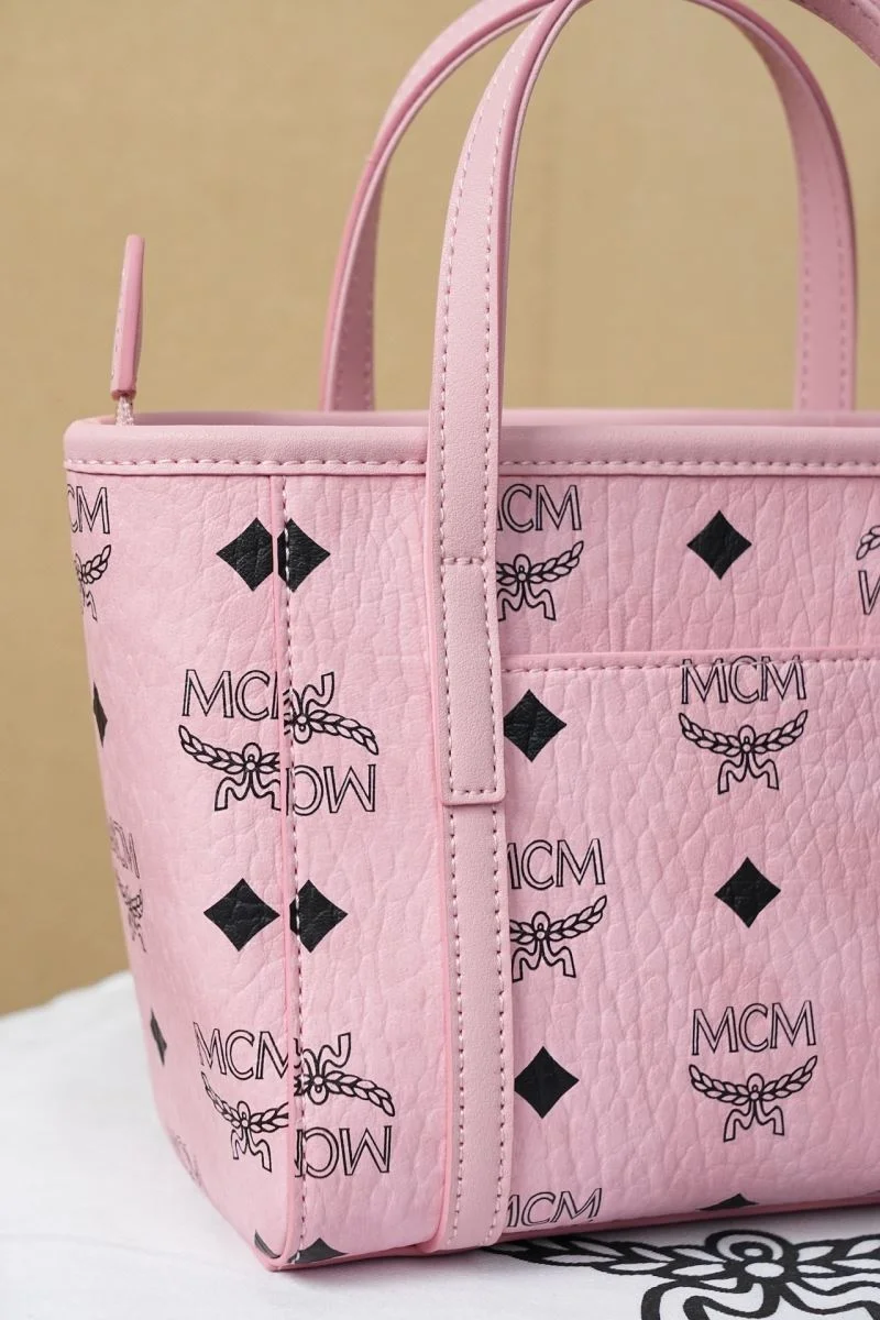 Minimalist MCM Shopping Bags 45637