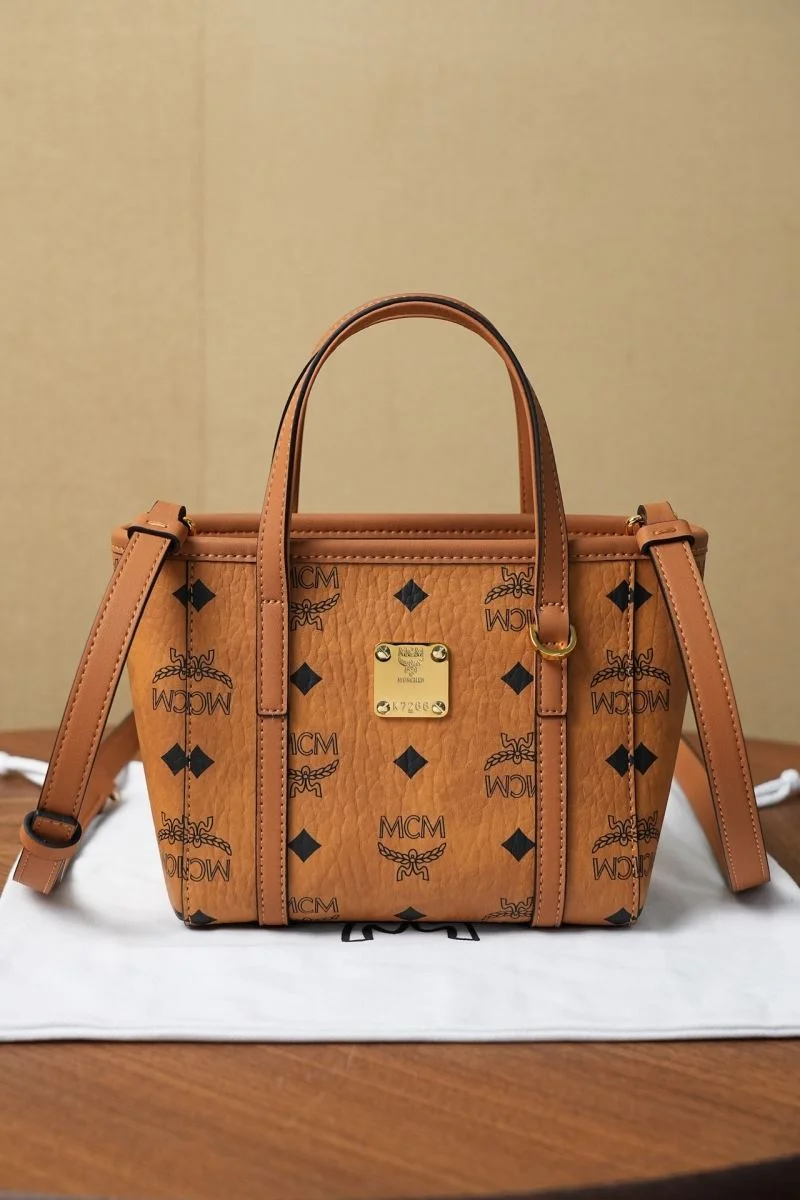 UrbanChic MCM Shopping Bags 45638