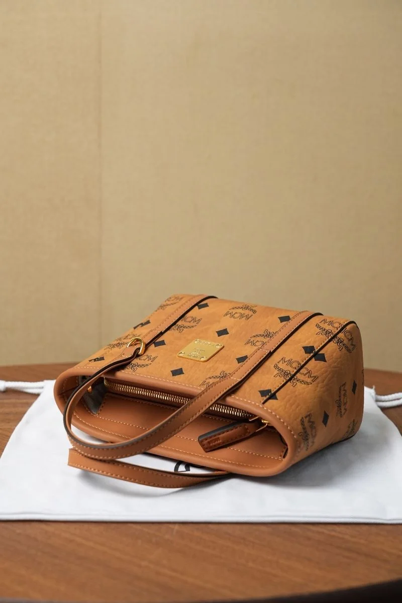 UrbanChic MCM Shopping Bags 45638