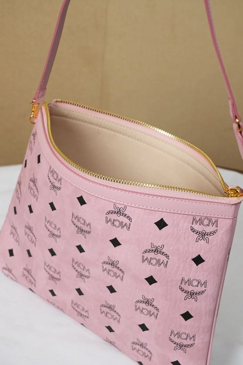 ModernLook MCM Shopping Bags 45641