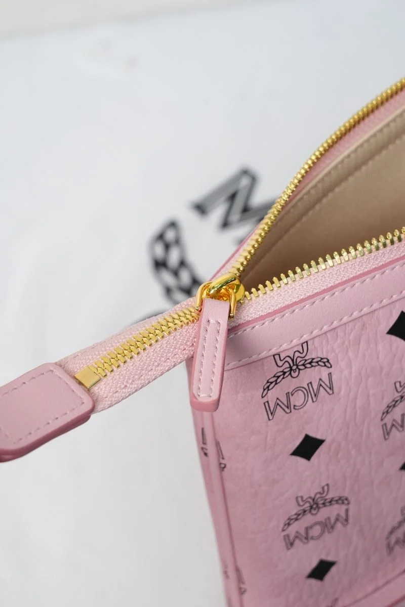 ModernLook MCM Shopping Bags 45641