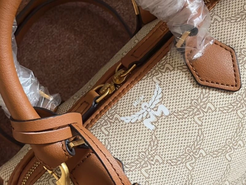 Effortless MCM Top Handle Bags 89631