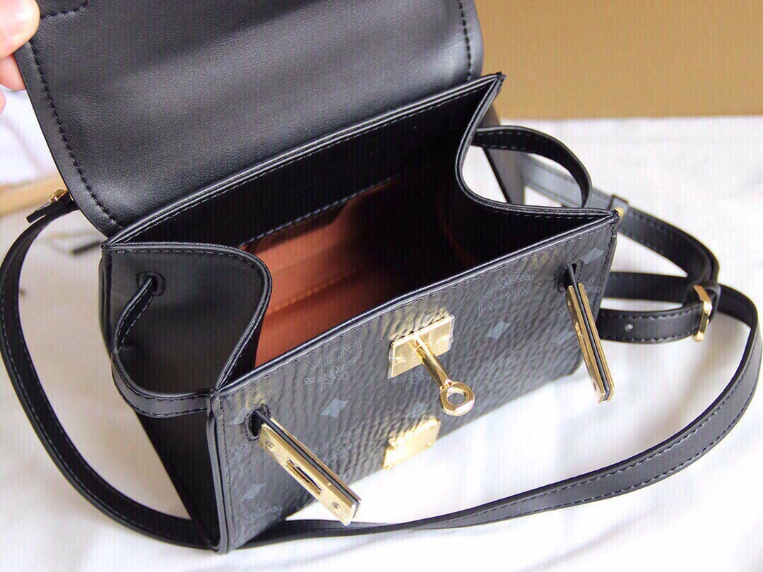 MCM Top Handle Bags ZeroBulk 90423