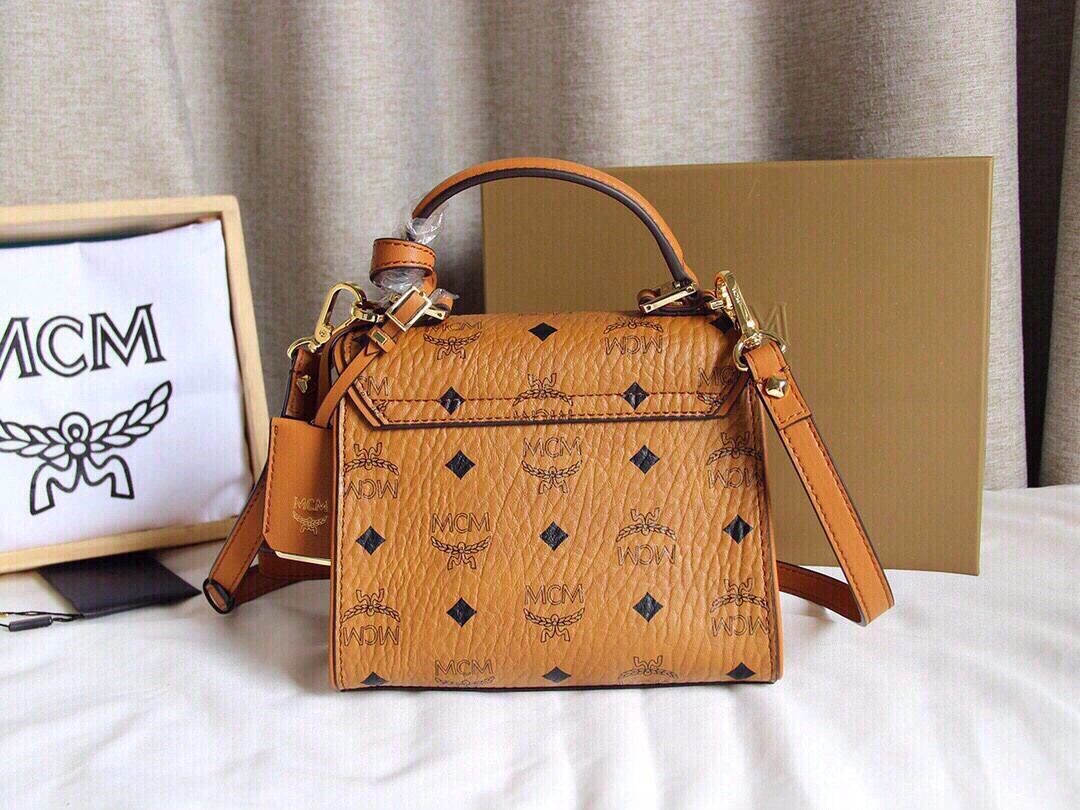 Seasonal MCM Top Handle Bags 90426